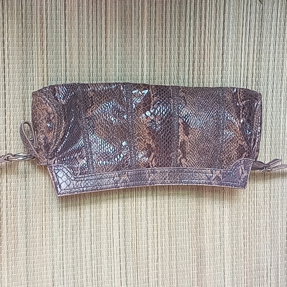 Purse - Picture 1 of 4